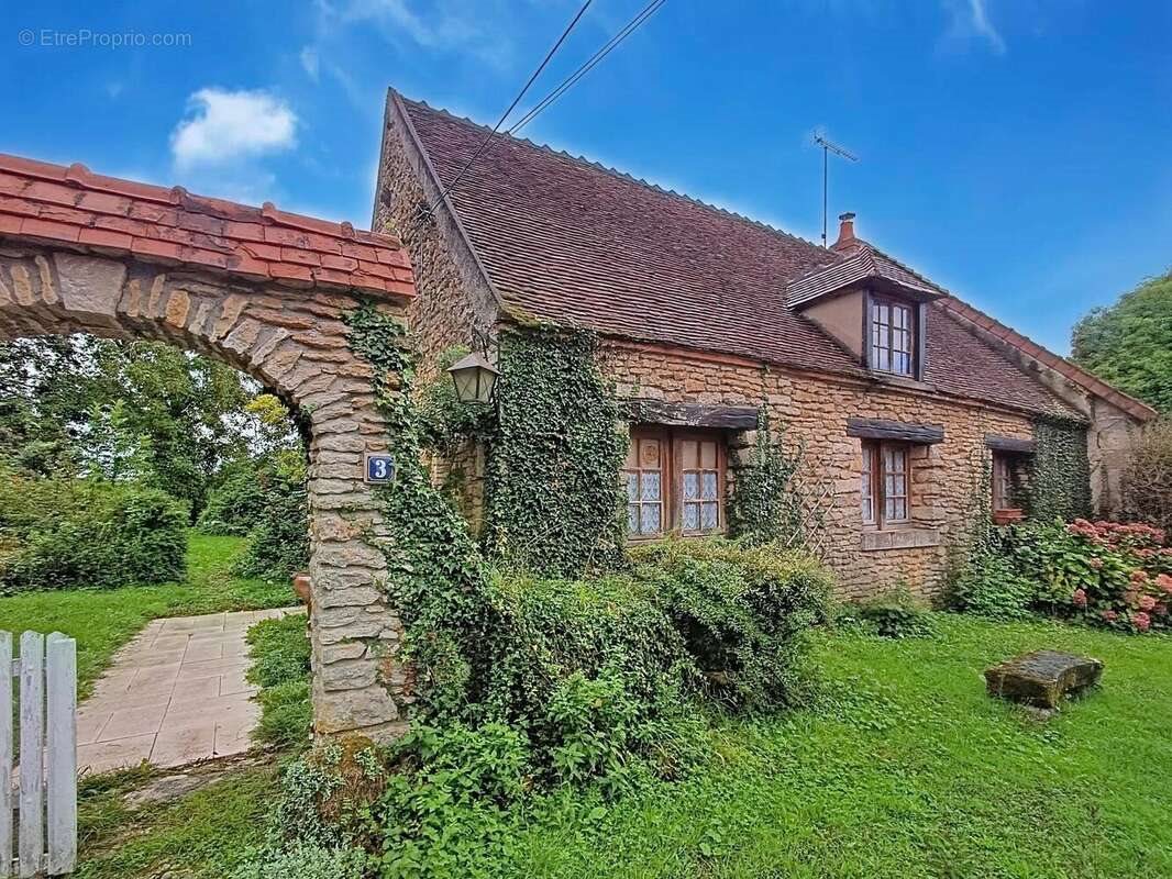 Maison à vendre, 115m², Champlemy
