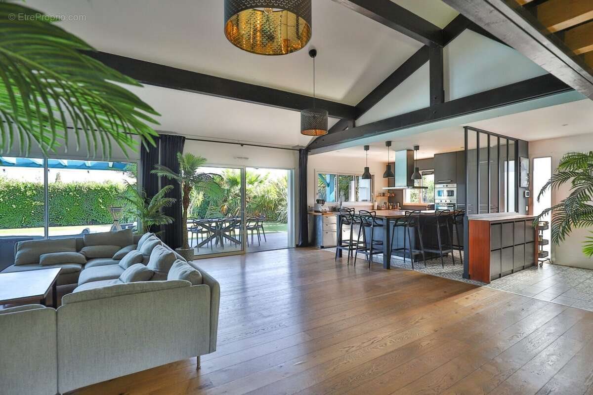 Maison à vendre, 287m², Biarritz