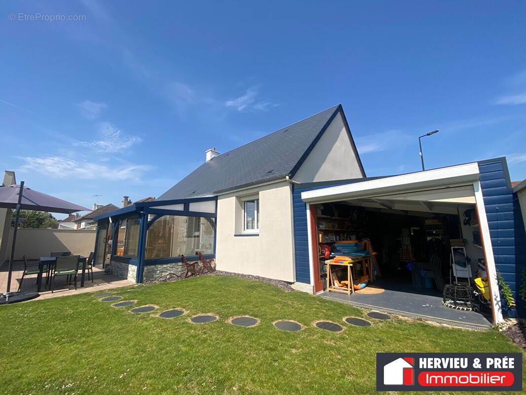 Maison à vendre, 75m², Luc-sur-Mer