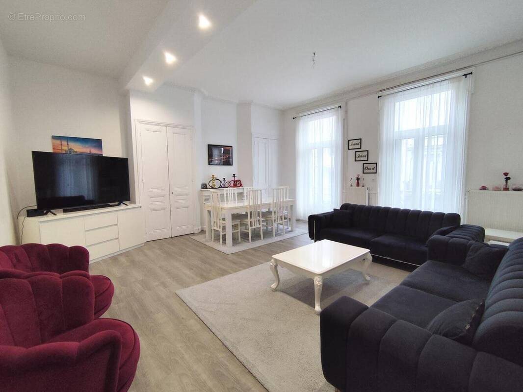 Appartement à vendre, 134m², Le Chambon-Feugerolles