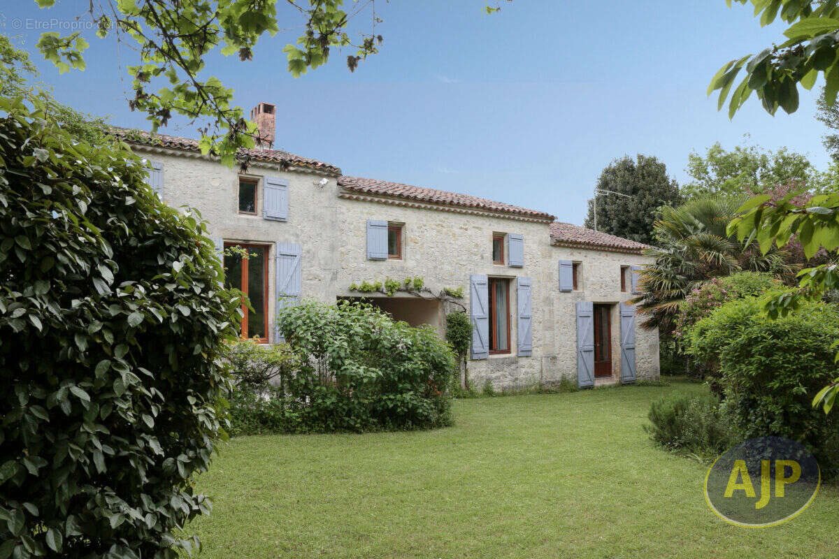 Maison à vendre, 160m², Civrac-en-Médoc