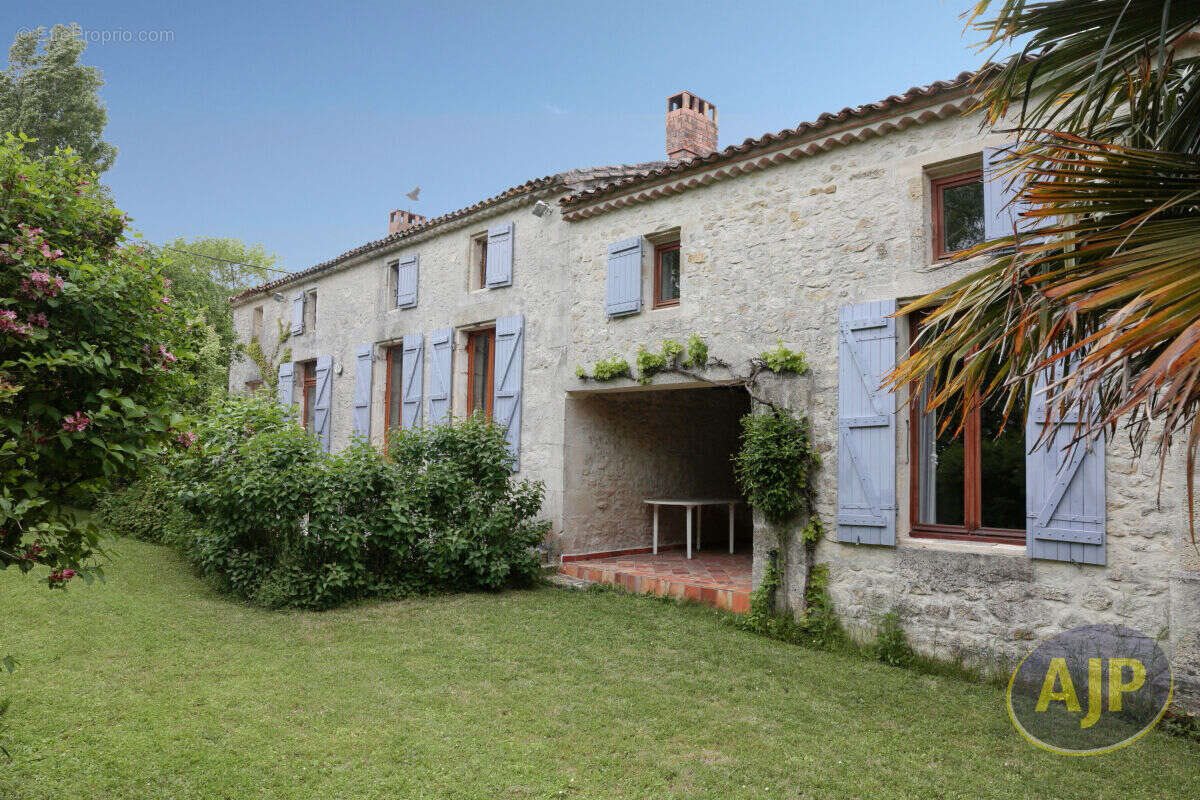 Maison à vendre, 160m², Civrac-en-Médoc