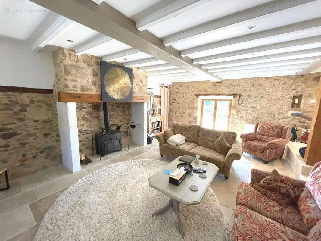 Maison à vendre, 200m², Hautefort