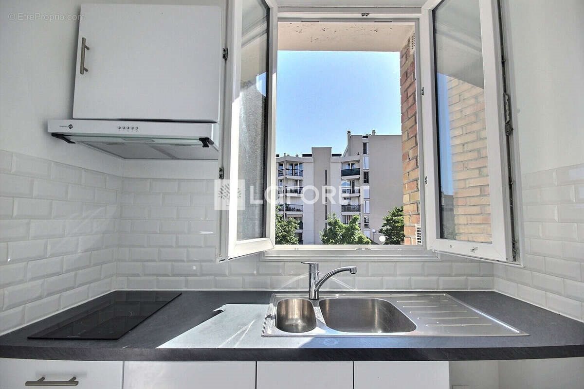 Appartement à vendre, 20m², Courbevoie