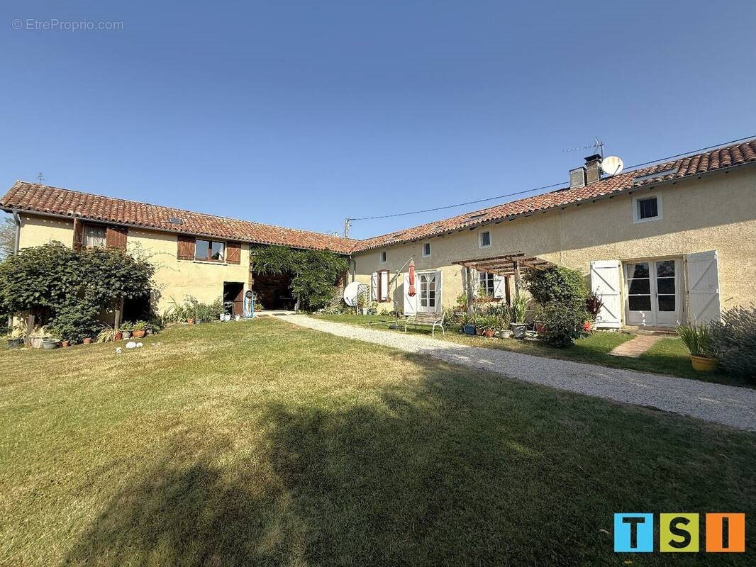 Maison à vendre, 234m², Saint-Gaudens