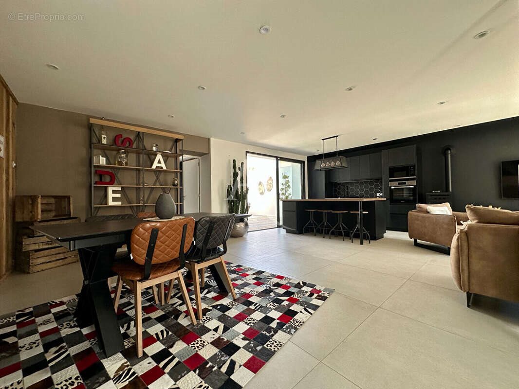 Maison à vendre, 124m², Saint-Gilles-Croix-de-Vie