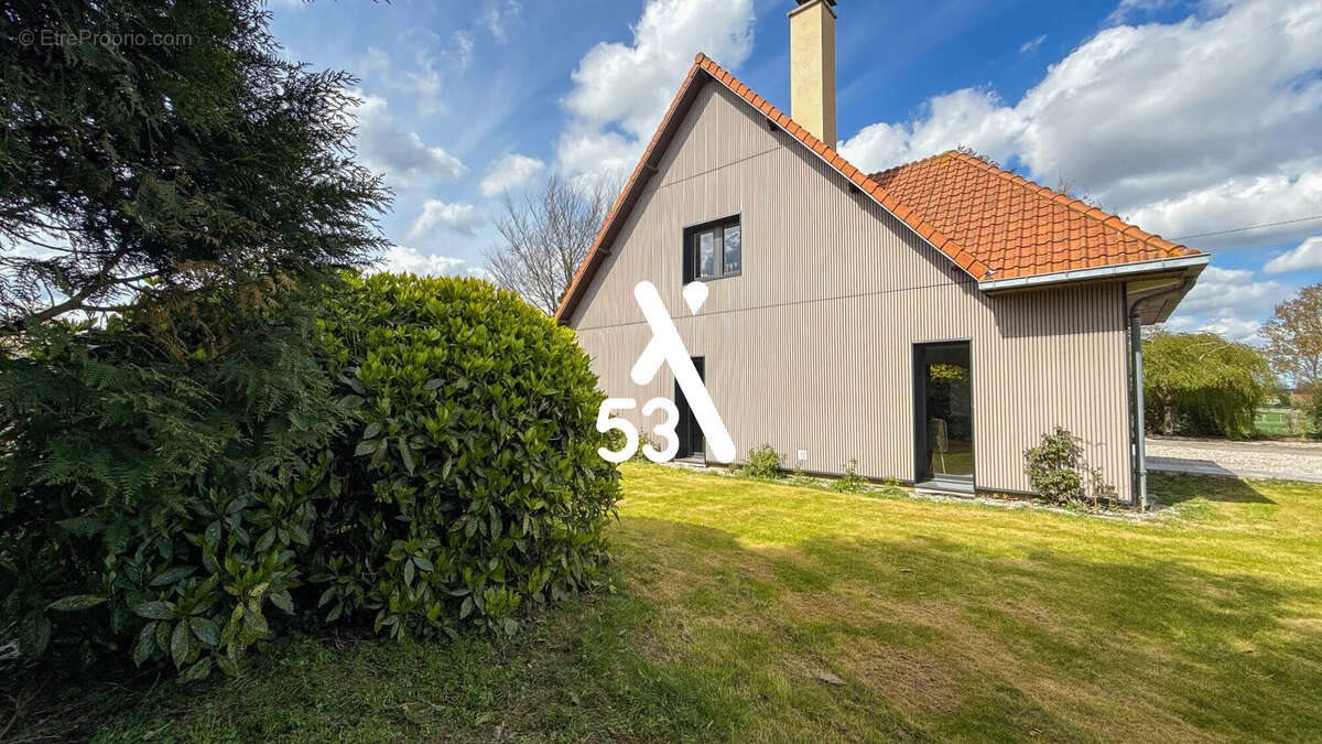 Maison à vendre, 207m², Saint-Hilaire-Cottes