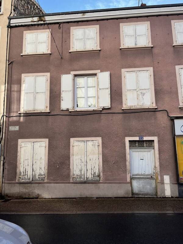 Appartement à vendre, 220m², Thizy