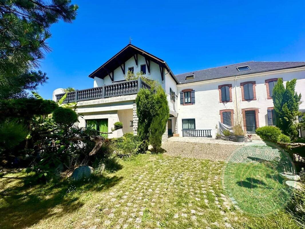 Maison à vendre, 329m², Tarbes