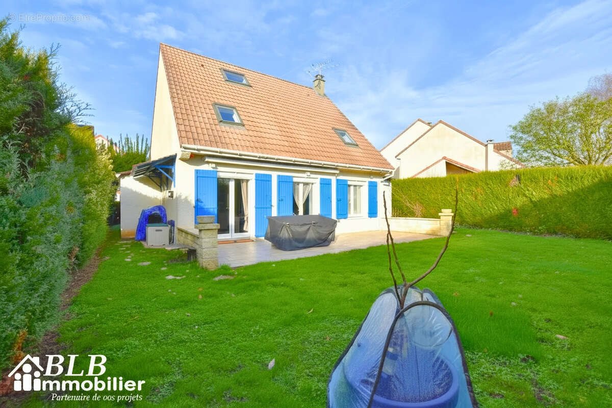 Maison à vendre, 122m², Guyancourt