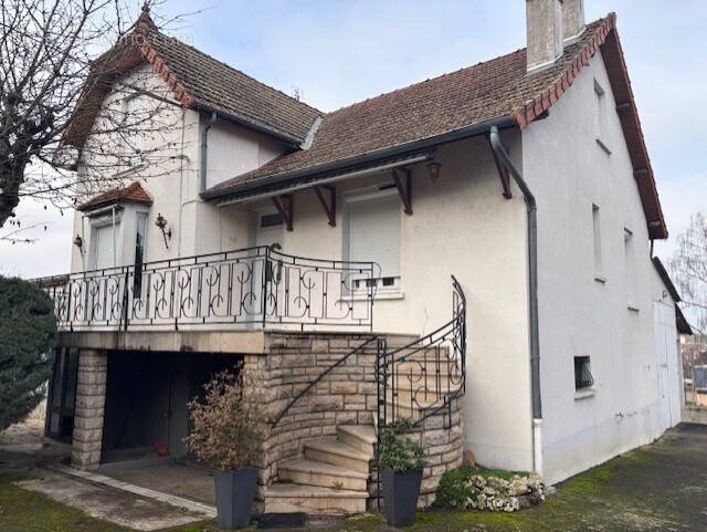 Maison à vendre, 207m², Autun