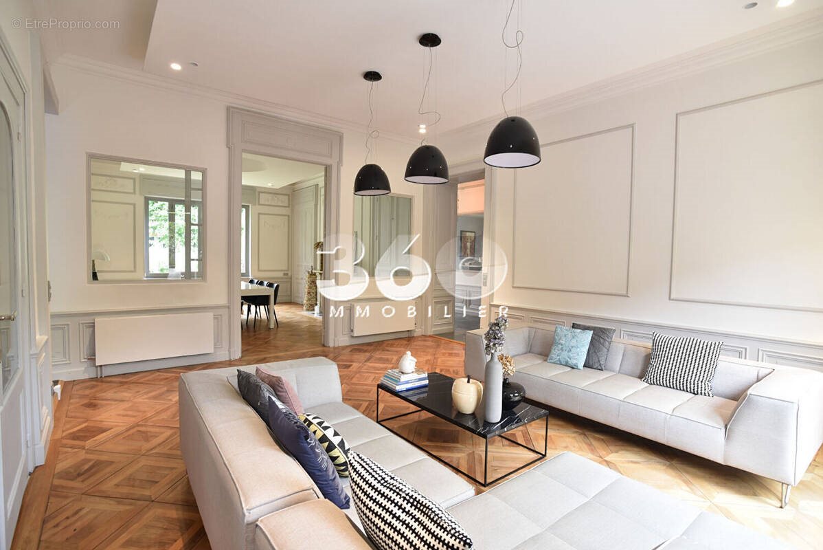 Appartement à vendre, 235m², Aix-les-Bains