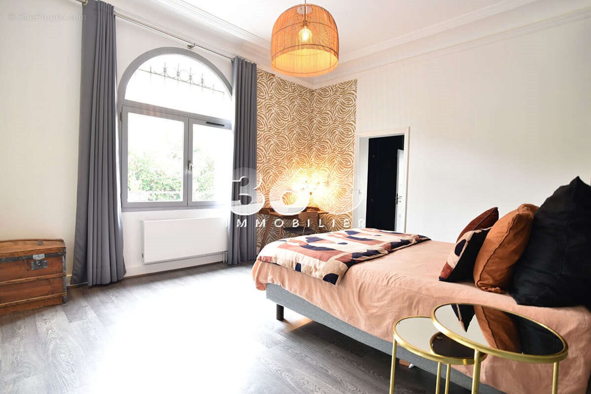 Appartement à vendre, 235m², Aix-les-Bains