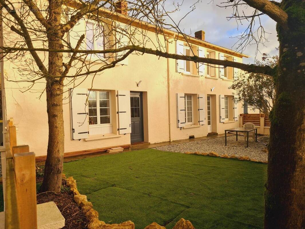 Maison à vendre, 134m², Saint-Cyr-en-Talmondais