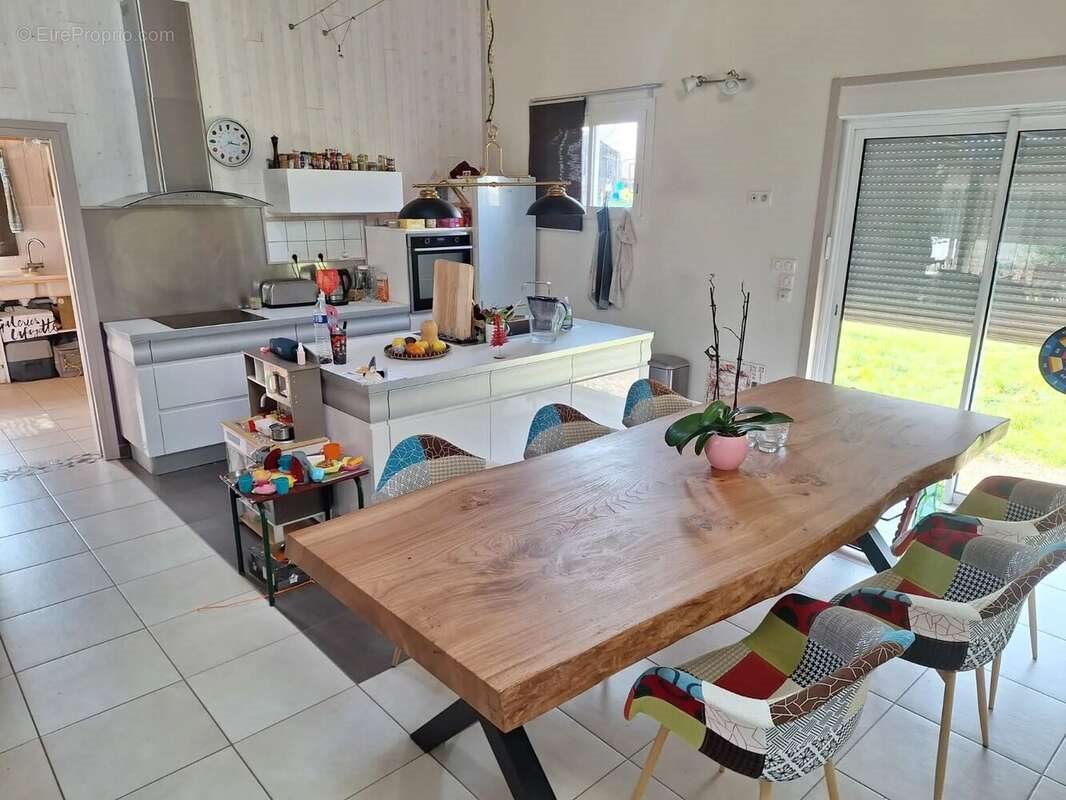 Maison à vendre, 178m², Puymiclan