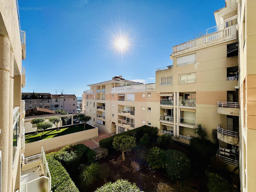 Appartement à vendre, 30m², Vallauris
