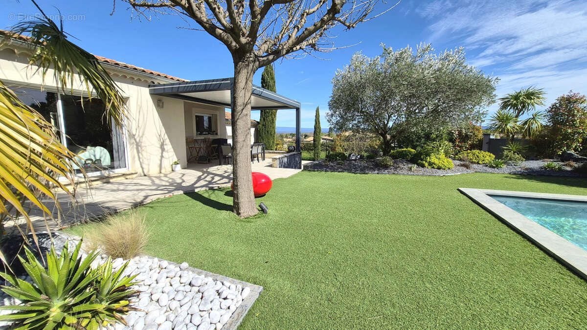 Maison à vendre, 188m², Châteauneuf-de-Gadagne