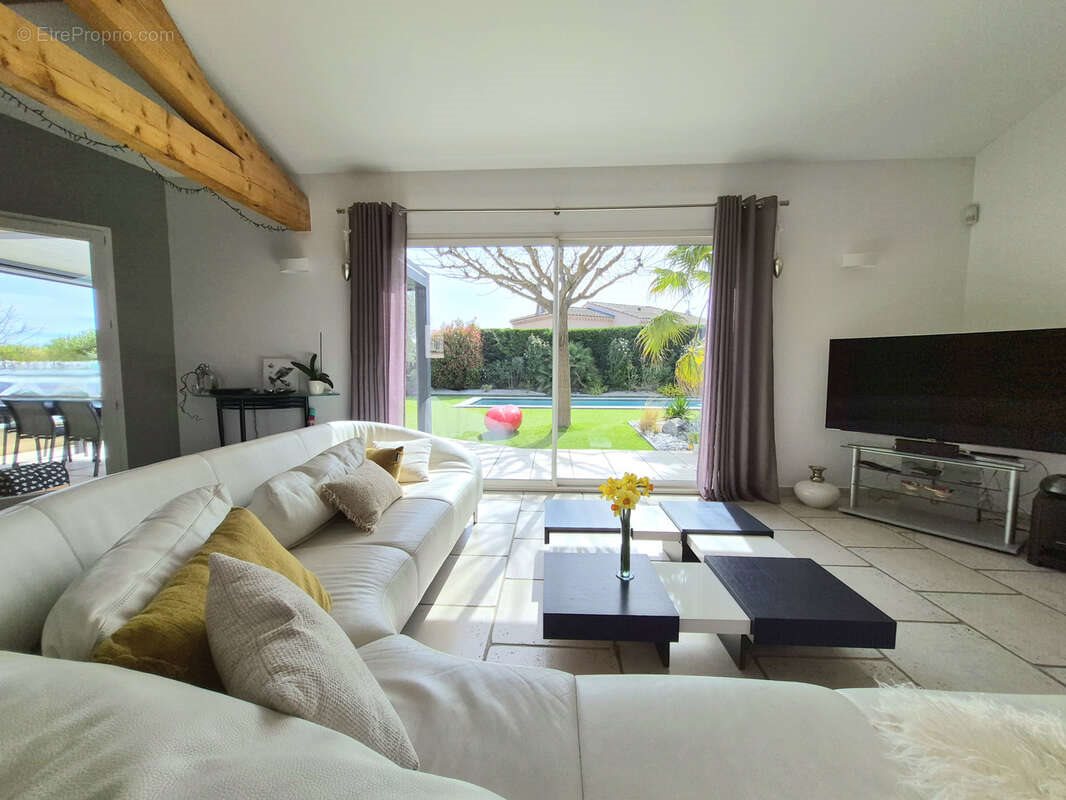 Maison à vendre, 188m², Châteauneuf-de-Gadagne