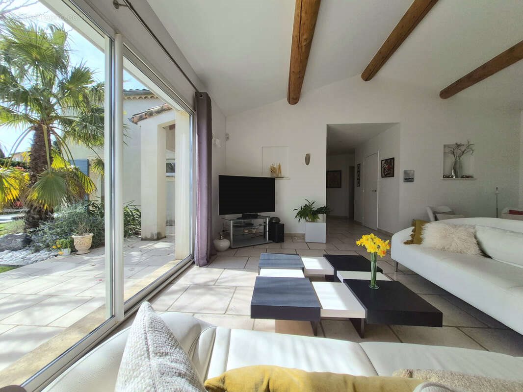 Maison à vendre, 188m², Châteauneuf-de-Gadagne
