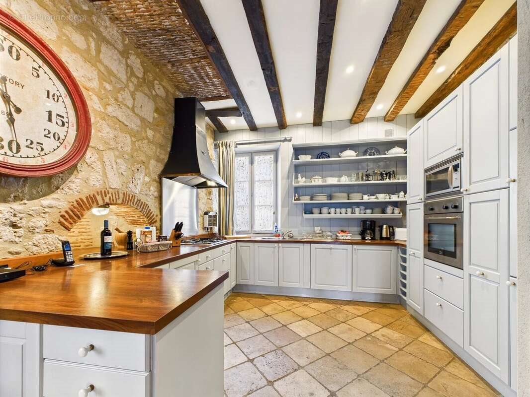 Maison à vendre, 270m², Issigeac