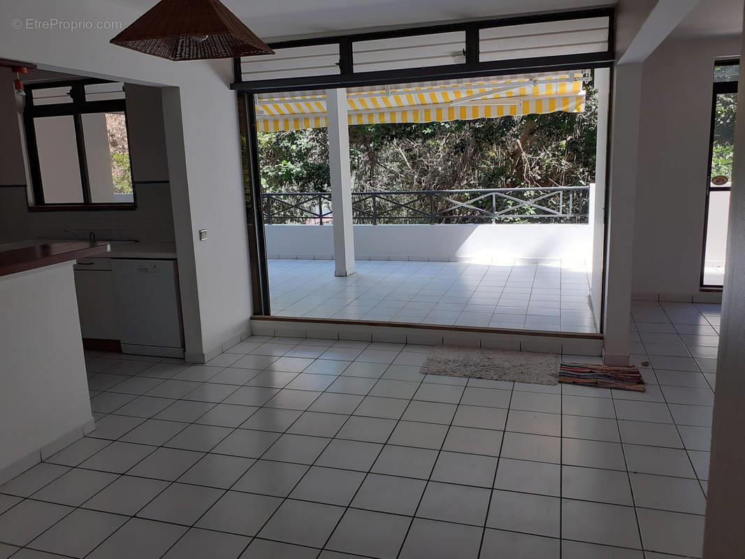 Appartement à vendre, 105m², Fort-de-France
