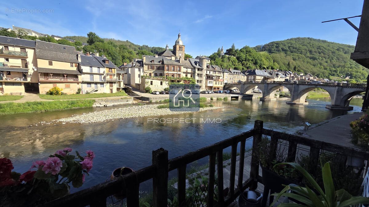 Maison à vendre, 183m², Saint-Geniez-d'Olt