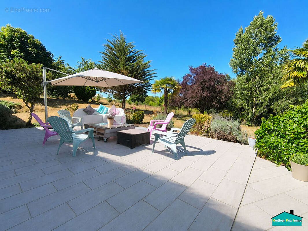 Maison à vendre, 118m², La Garnache