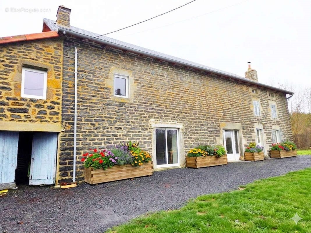 Maison à vendre, 125m², Fay-sur-Lignon