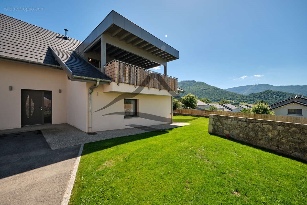 Maison à vendre, 181m², Montagnole