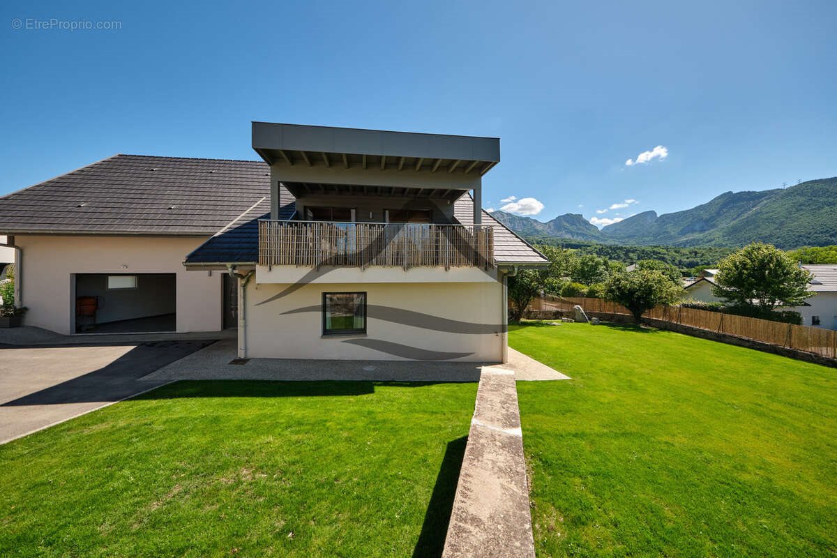 Maison à vendre, 181m², Montagnole
