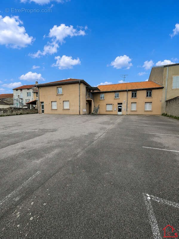 Appartement à vendre, 650m², Blénod-lès-Pont-à-Mousson