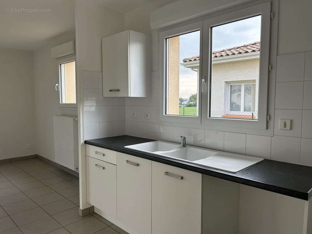 Maison à vendre, 70m², Cépet