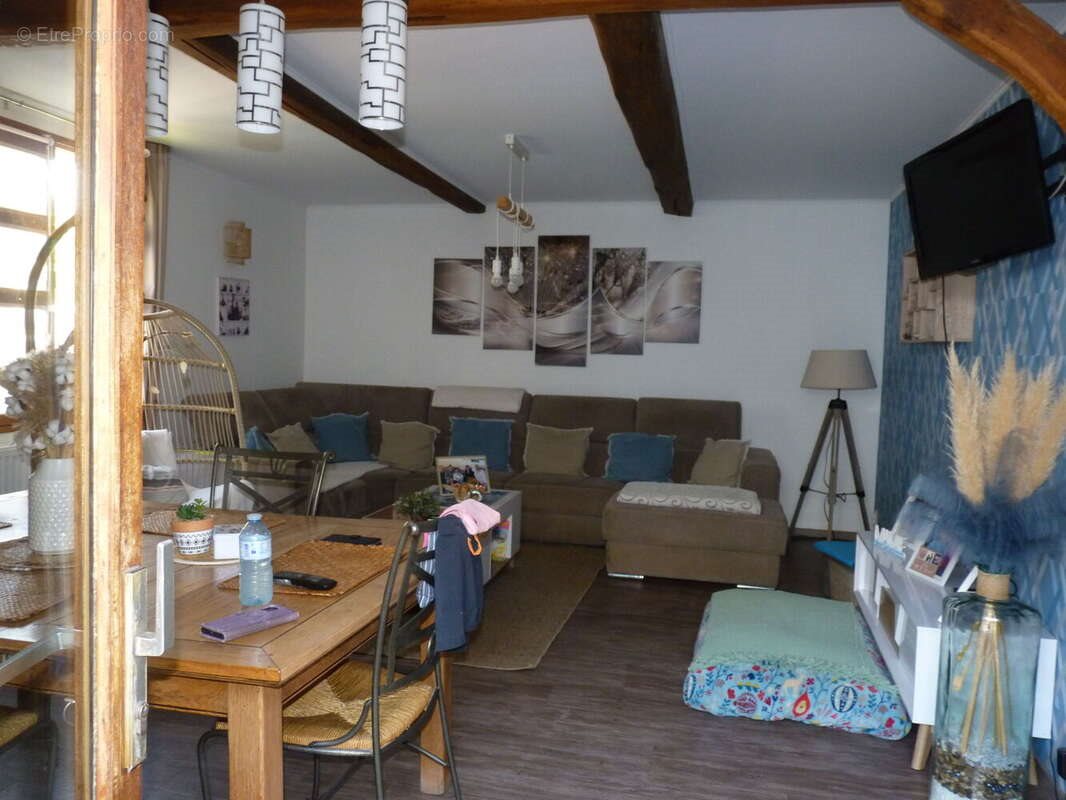 Maison à vendre, 200m², Novion-Porcien