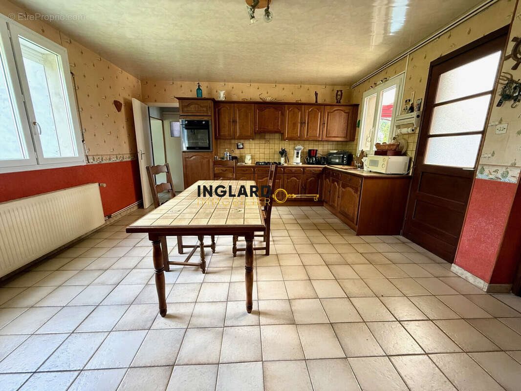 Maison à vendre, 145m², Saint-Folquin