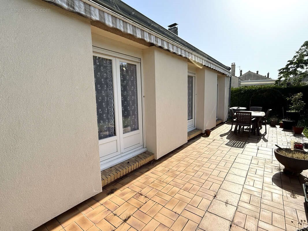 Maison à vendre, 76m², Belleu