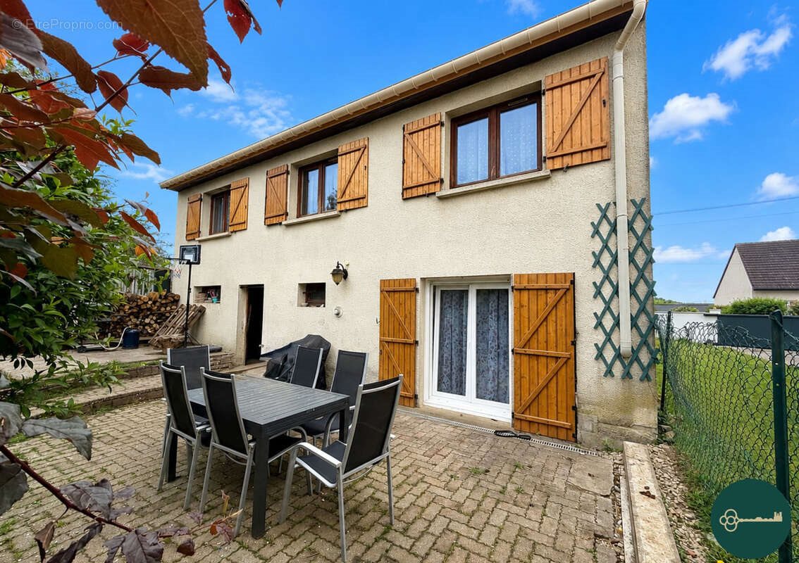 Maison à vendre, 142m², Dommartin-lès-Toul