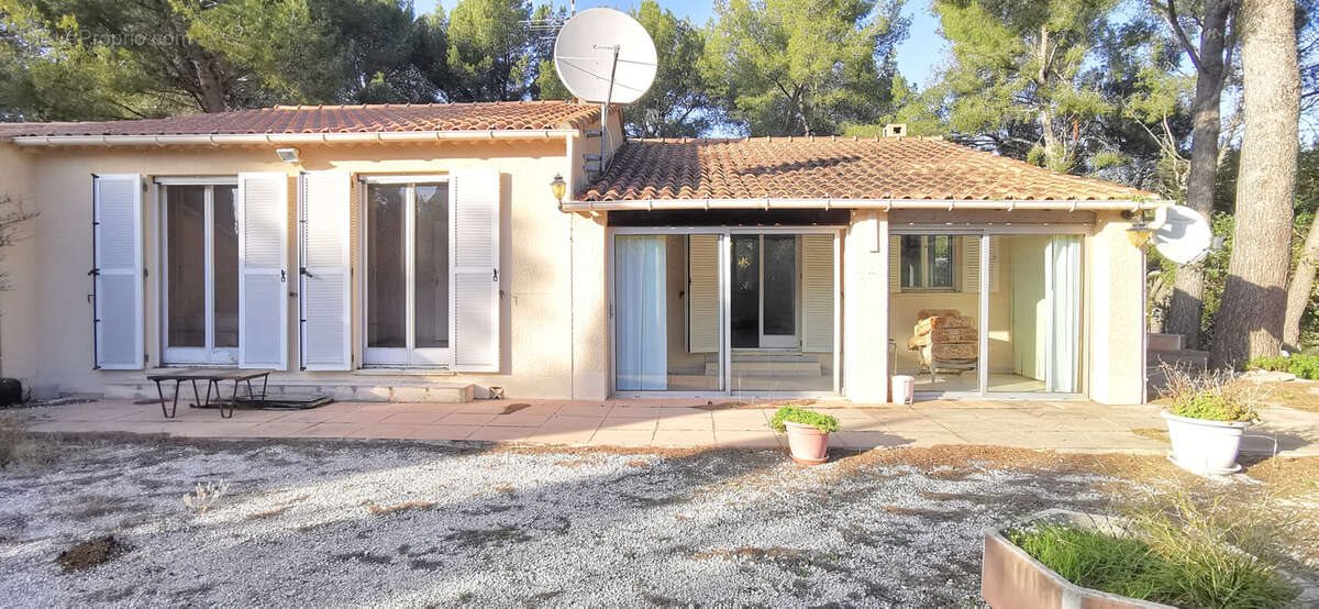 Maison à vendre, 118m², Cassis