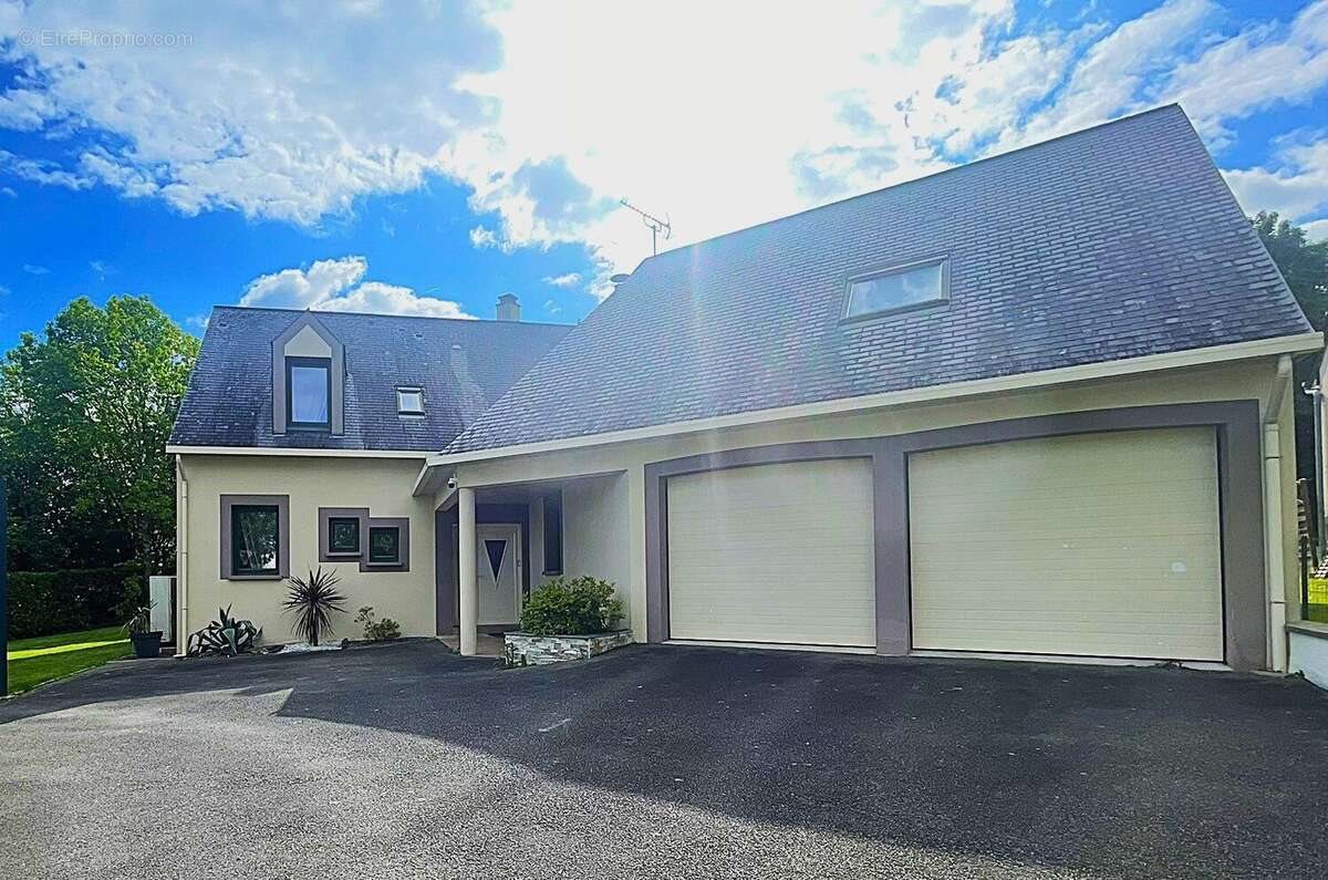 Maison à vendre, 250m², Contest
