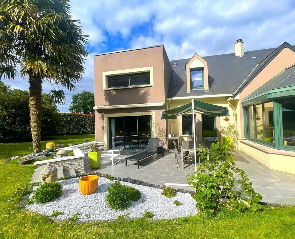 Maison à vendre, 250m², Contest