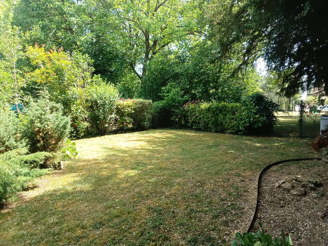 Maison à vendre, 124m², Nérondes
