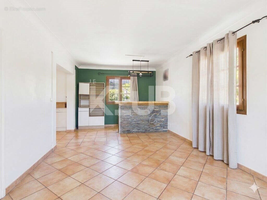 Maison à vendre, 242m², Corte