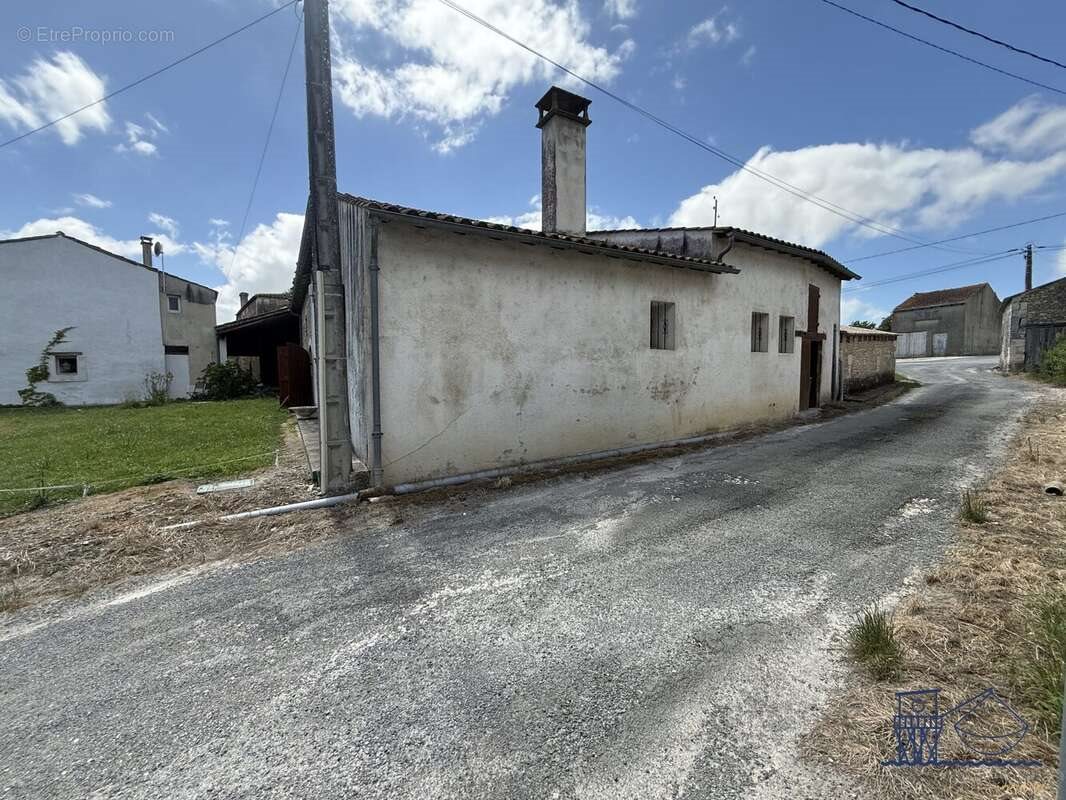 Maison à vendre, 54m², Saint-Fort-sur-Gironde