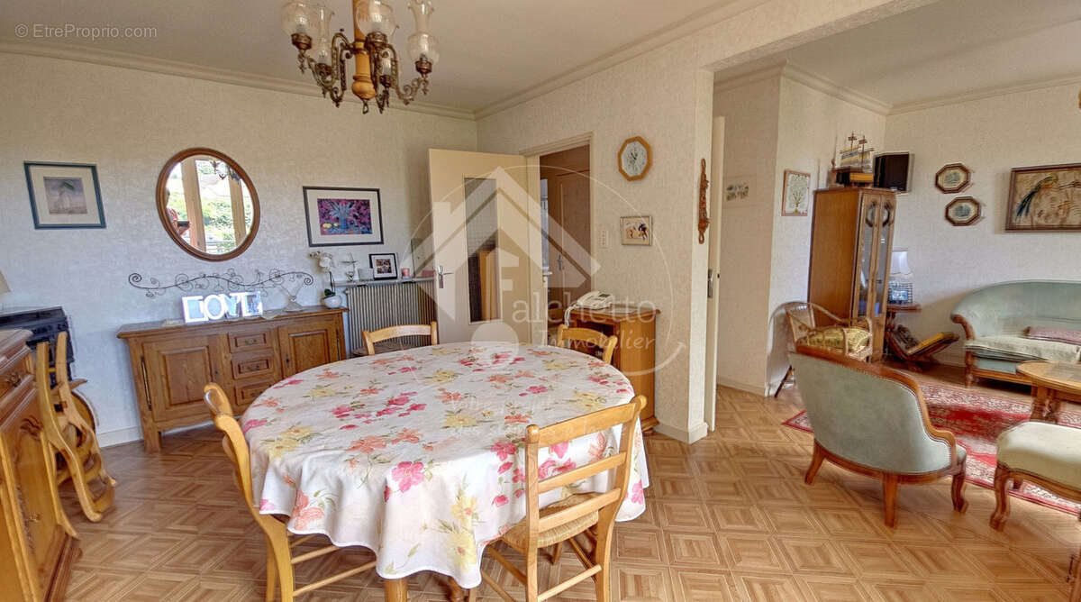 Maison à vendre, 106m², Lapalisse