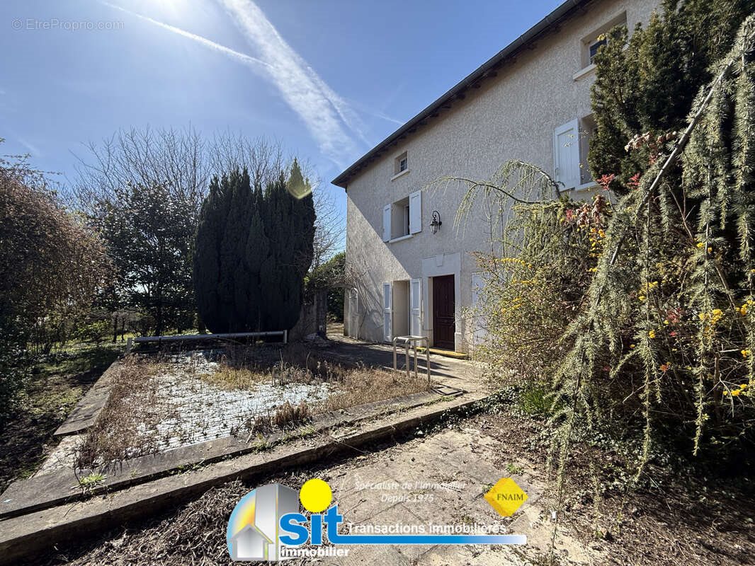 Maison à vendre, 265m², Reventin-Vaugris