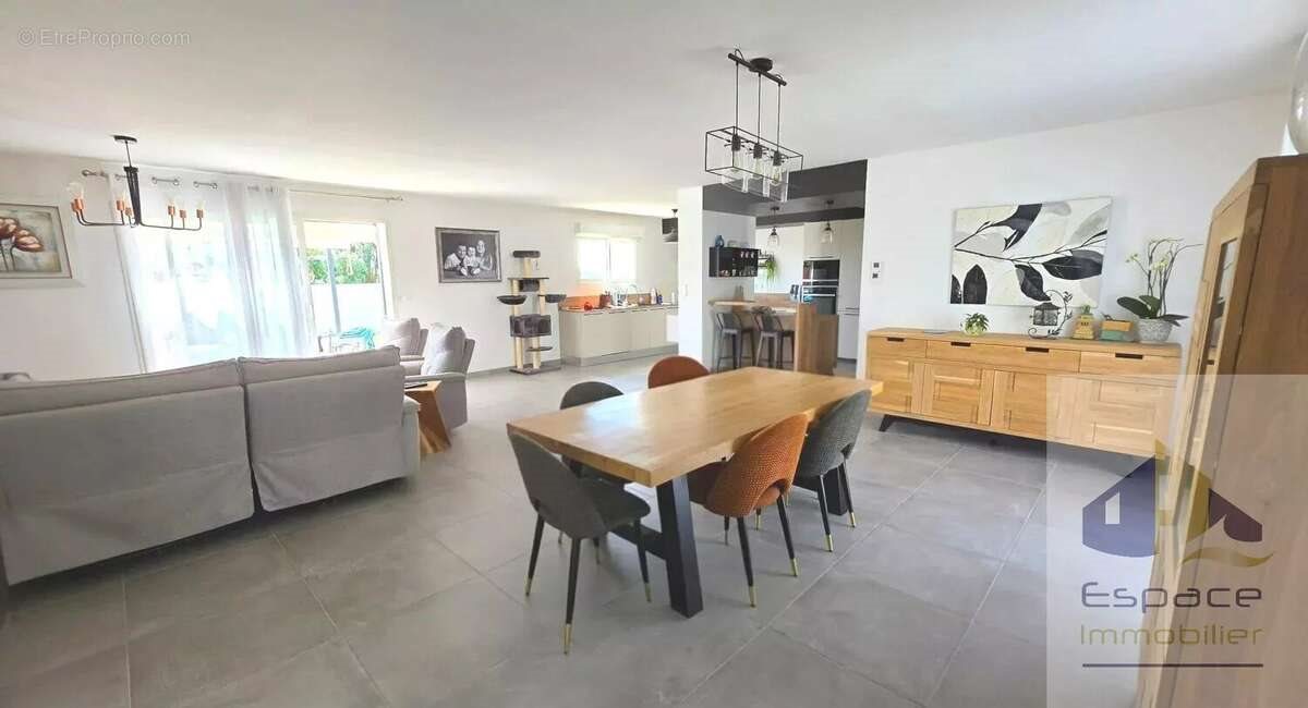 Maison à vendre, 160m², Aigrefeuille-d'Aunis