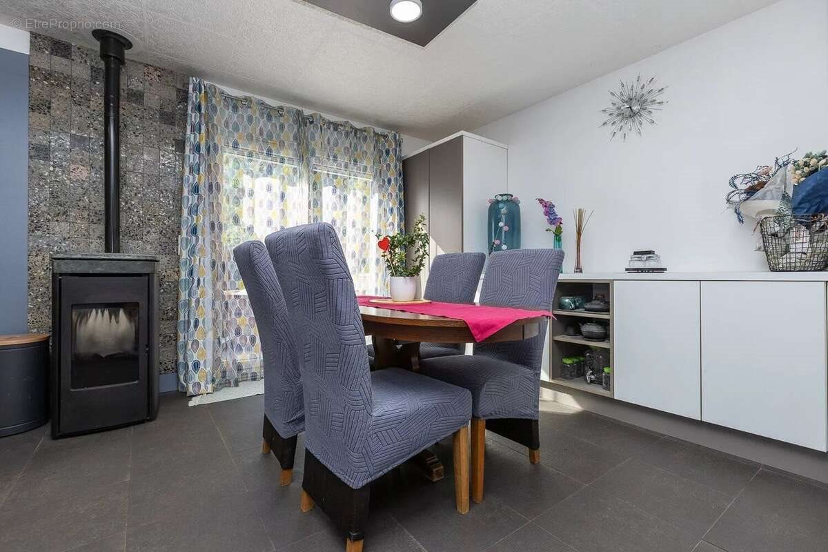 Maison à vendre, 100m², Montalieu-Vercieu