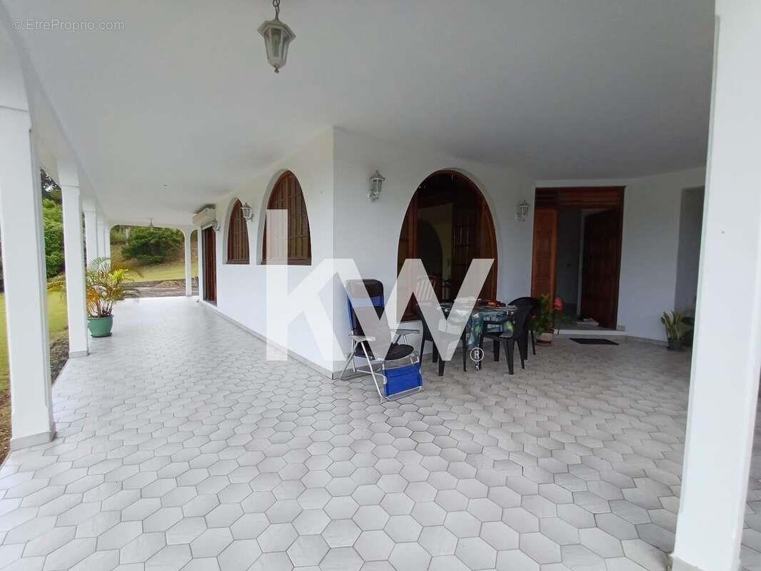 Maison à vendre, 365m², Sainte-Anne