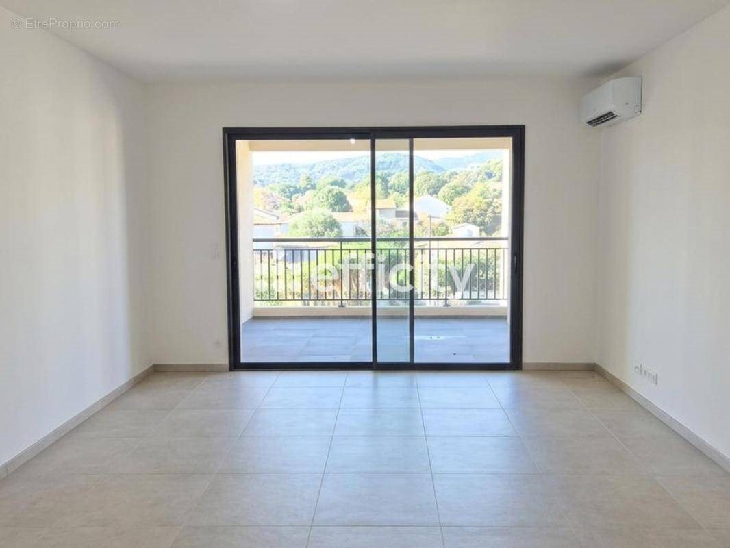 Appartement à vendre, 69m², Penta-di-Casinca