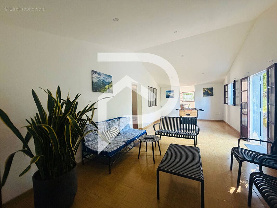 Maison à vendre, 162m², Le Tampon