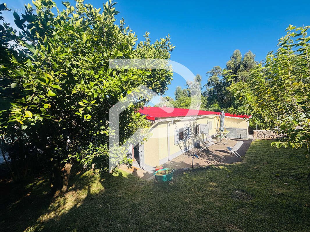 Maison à vendre, 162m², Le Tampon